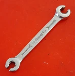 Snap-on Tools RXH810S 1/4 5/16 6PT Point Flare Nut Line Tubing Wrench Marked. Fixed Price $22.83.