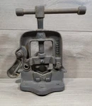 Vtg Cast Iron American Pipe Tool Co. Vise Chicago Works! Free Shipping. Fixed Price $45.99.