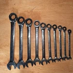 Gearwrench Sae Ratcheting Set 10PC Combination Wrenches. Fixed Price $38.99.