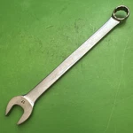 Snap-on Tools Usa 17MM Metric Flank Drive 12 Point Combination Wrench OEXM170. Fixed Price $18.21.