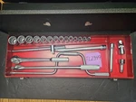 Vtg J.h. Williams 22 Pc 1/2" Dr 12 Pt Socket Wrench Set W/case Usa. Fixed Price $259.95.