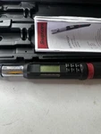 Snap-on Tools 1/4 Torque Wrench 15-300 In-lb ATECH1FR240B. Fixed Price $650.00.