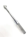 Snap-on QD2R200 3/8" Adj Click-type Fixed Ratchet Torque Wrench 40 In-lbs. Fixed Price $120.00.