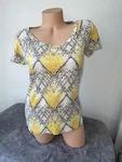 Nicole Miller Ny Top Shirt Yellow Diamond Tee Cute 1706 Art Geo Print Soft. Fixed Price $16.99.