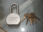 Stuff Steel Ball Padlock With 6 Keys. Fixed Price $20.00.