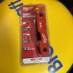 Milwaukee 48-22-2181 9 Key Folding Hex Set Sae. Fixed Price $16.75.