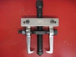 Snap On Gear/pitman Arm Puller (CJ82B). Fixed Price $169.00.