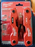 Milwaukee 17-KEY Folding Hex Set Sae/metric 48-22-2183, New Sealed. Fixed Price $19.75.